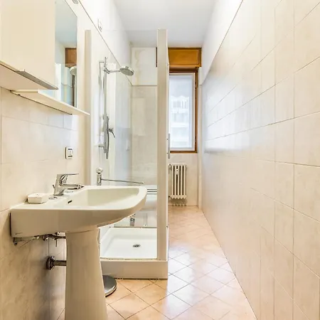 Апартаменты - Brand New 4 Pax Life & The Giulio Cesare 5 *